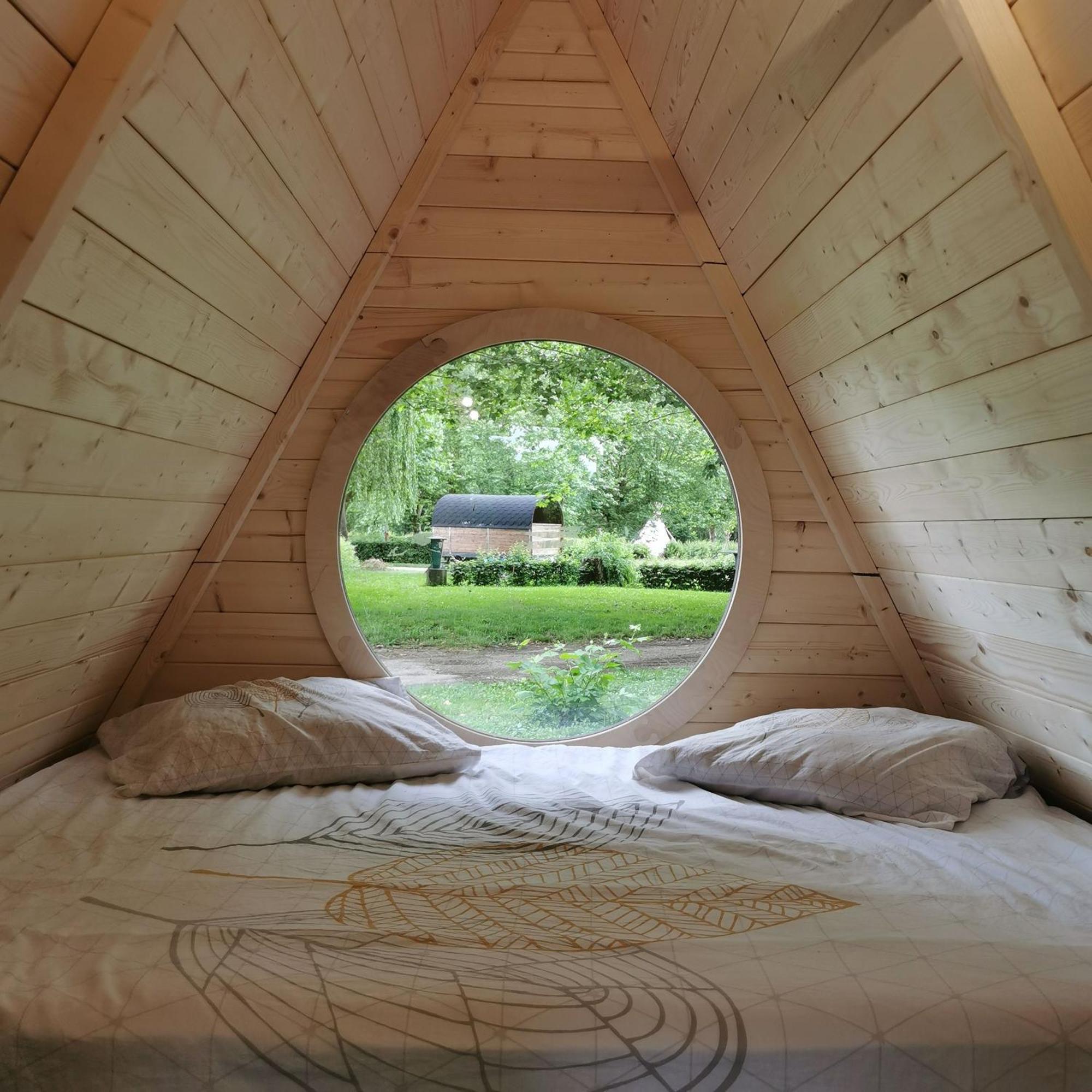 Camping De Thoissey *** Exterior photo